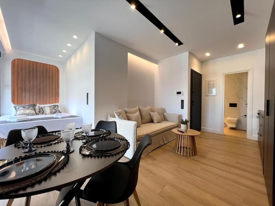 Bluemotion - Portsuite 4b Apartment Piraeus